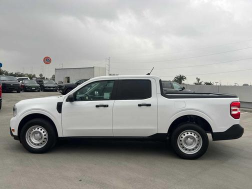 2024 Ford Maverick XL