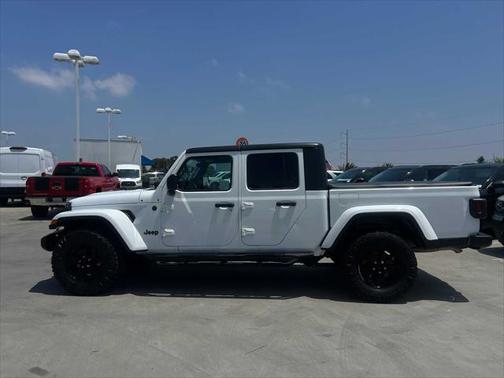 2023 Jeep Gladiator Sport