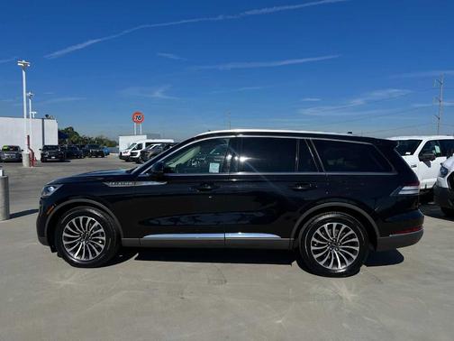 2023 Lincoln Aviator Standard RWD