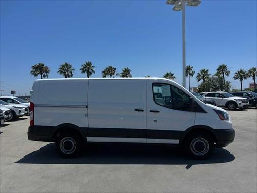 2018 Ford Transit-250 Base