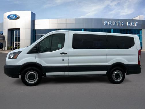 Oxford White 2018 Ford Transit-150 XL