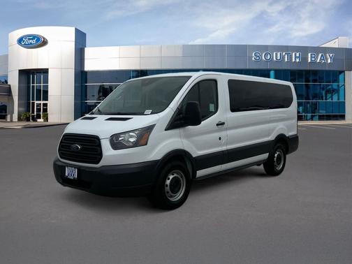 Oxford White 2018 Ford Transit-150 XL