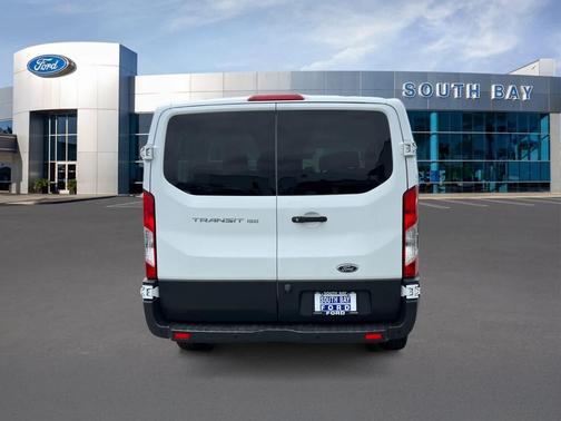 Oxford White 2018 Ford Transit-150 XL