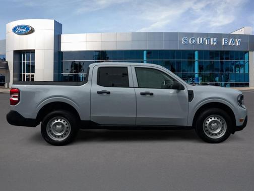 Space White Metallic 2025 Ford Maverick XL