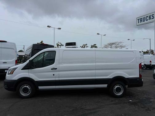 2023 Ford Transit-350 