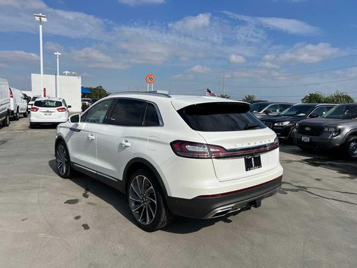 2023 Lincoln Nautilus Reserve