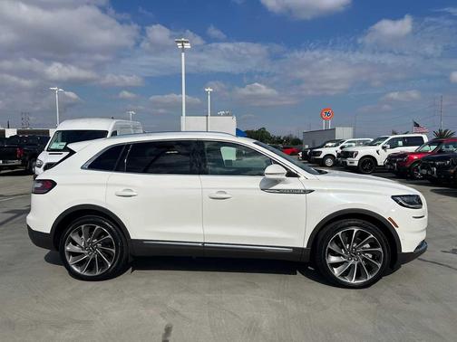 2023 Lincoln Nautilus Reserve