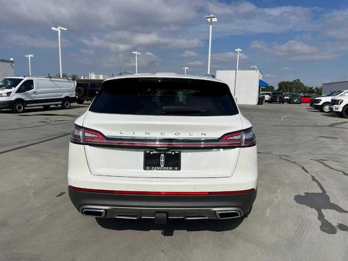 2023 Lincoln Nautilus Reserve