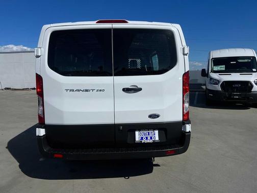 2024 Ford Transit-250 