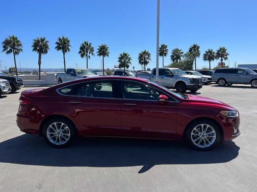 2019 Ford Fusion Energi Titanium
