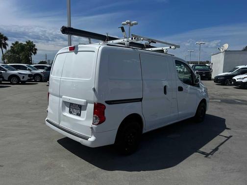 2019 Nissan NV200 SV