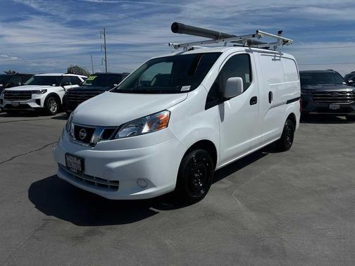 2019 Nissan NV200 SV