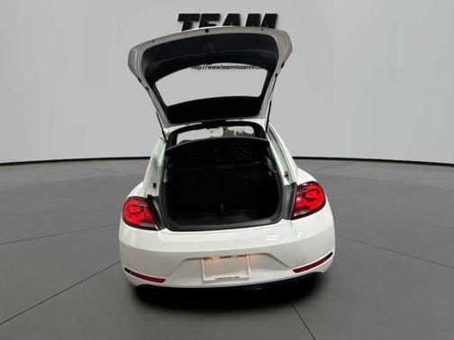 2019 Volkswagen Beetle 2.0T S