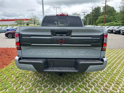 2025 Nissan Frontier PRO-4X
