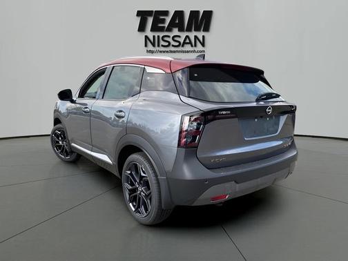 2t Gun Red Roof 2026 Nissan Kicks SR