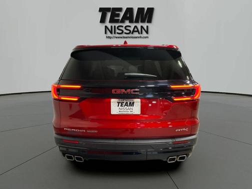 2024 GMC Acadia AT4