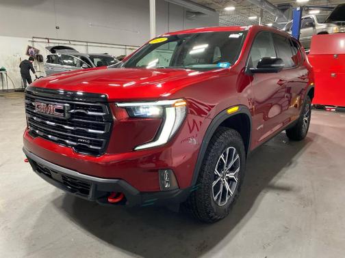 2024 GMC Acadia AT4