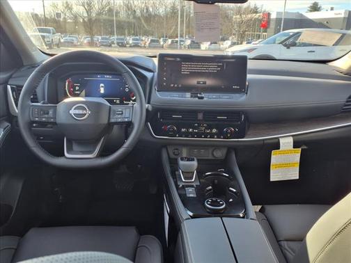 2025 Nissan Rogue Platinum