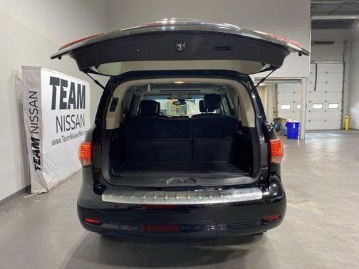 2016 INFINITI QX80 Base