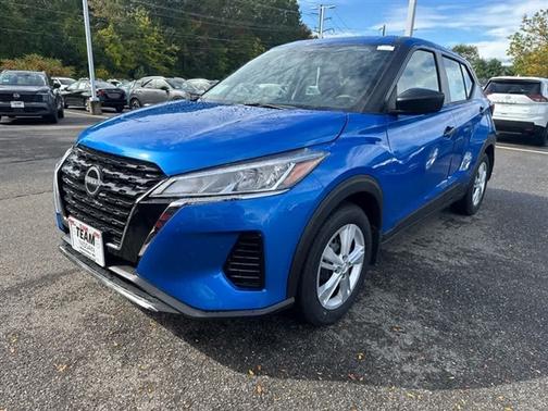 2025 Nissan Kicks Play S