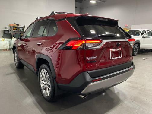 2025 Toyota RAV4 Limited