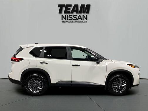 Glacier White 2024 Nissan Rogue S
