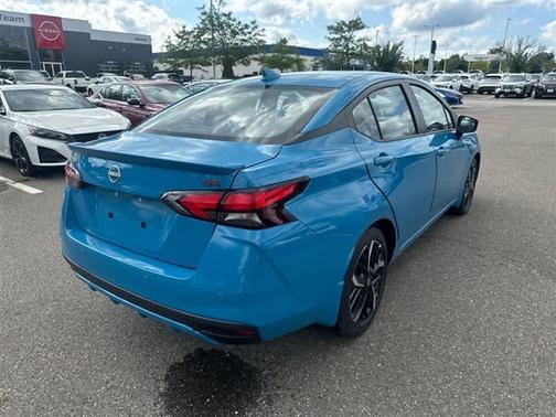 2025 Nissan Versa 1.6 SR