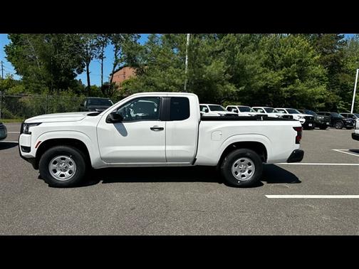 2025 Nissan Frontier S