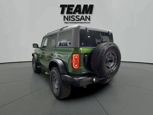 Eruption Green Metallic 2024 Ford Bronco Everglades