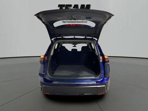 Deep Ocean Blue 2026 Nissan Rogue SV