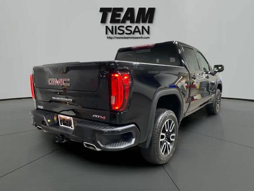 2022 GMC Sierra 1500 Limited AT4