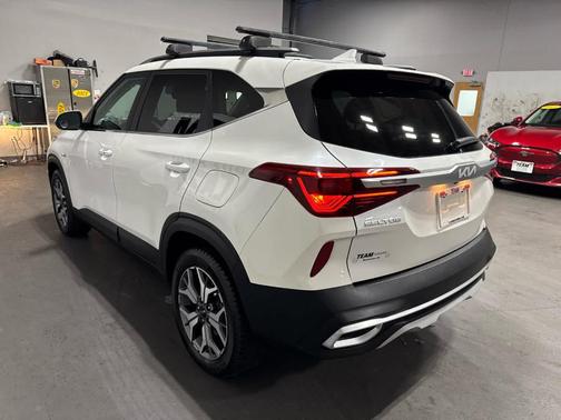 2022 Kia Seltos EX