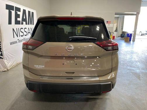Baja Storm 2025 Nissan Rogue SV