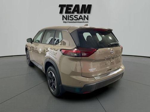 Baja Storm 2025 Nissan Rogue SV