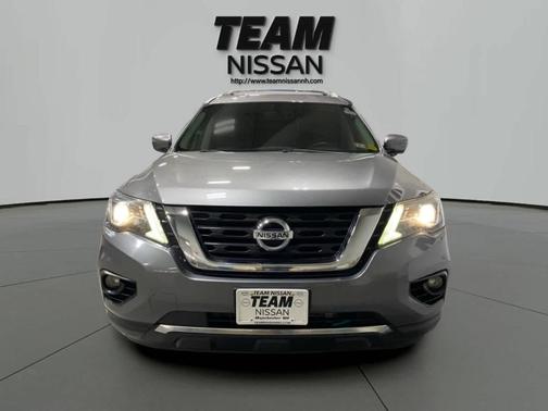 2018 Nissan Pathfinder SV