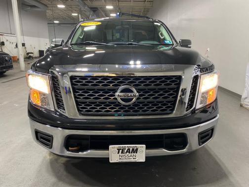 2018 Nissan Titan SV