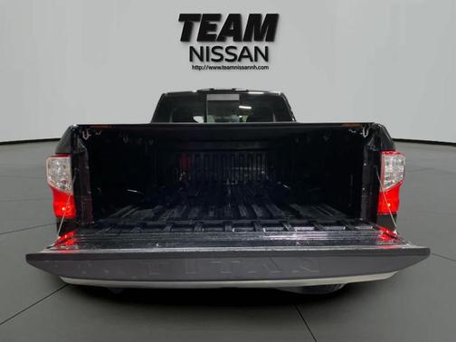 2018 Nissan Titan SV
