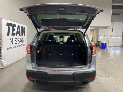 Ice Silver Metallic 2024 Subaru Ascent Limited