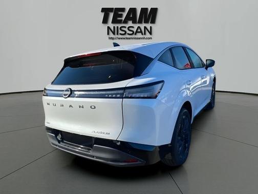 Everest White P 2026 Nissan Murano Platinum