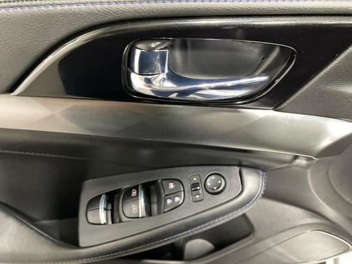 2017 Nissan Maxima 3.5 SR