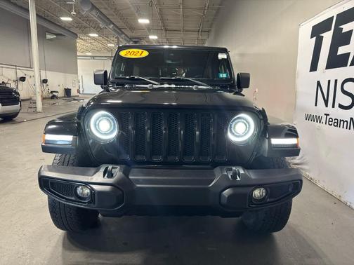 2021 Jeep Wrangler Unlimited Sahara Altitude