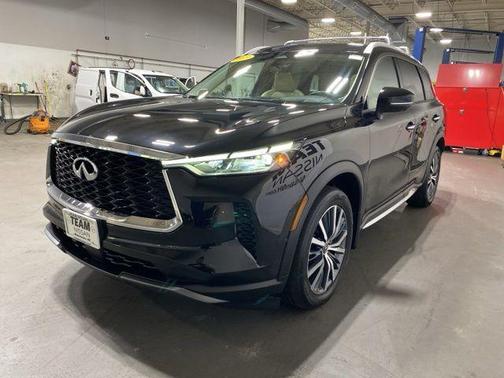 Mineral Black 2023 INFINITI QX60 SENSORY