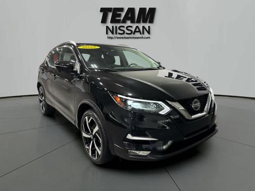 2022 Nissan Rogue Sport SL