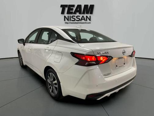 2023 Nissan Versa 1.6 SV