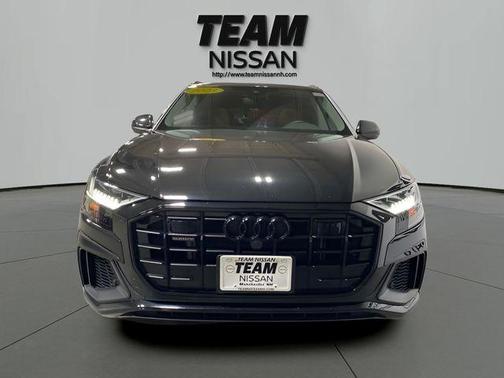 Mythos Black Metallic 2023 Audi Q8 55 Premium Plus