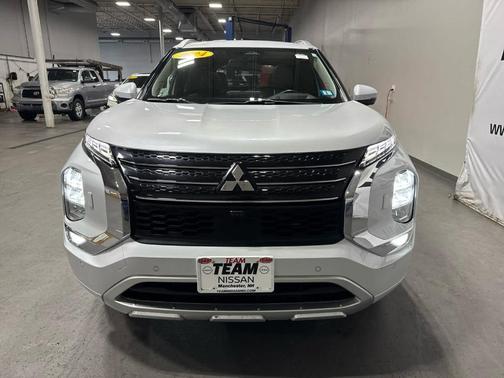 2024 Mitsubishi Outlander SEL
