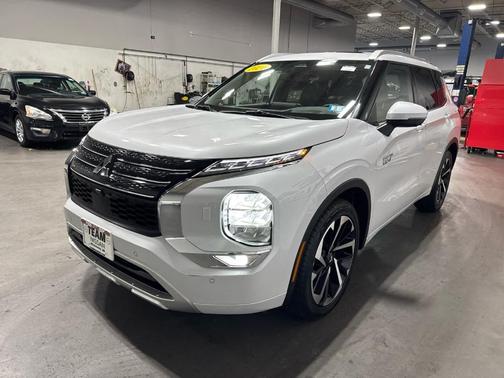 2024 Mitsubishi Outlander SEL