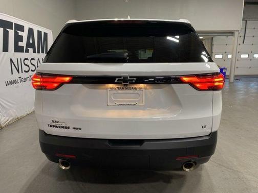 Summit White 2023 Chevrolet Traverse LT Leather