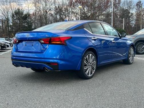 2025 Nissan Altima SL