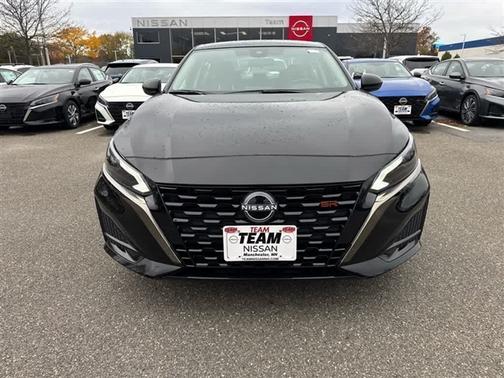 2025 Nissan Altima SR